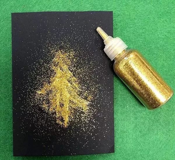 15款创意手工圣诞树，比买的好看多了，材料简单在家就能做！收藏