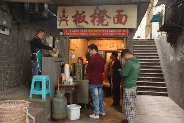 在重庆吃了一周，告诉你重庆人的一天都是怎么过的