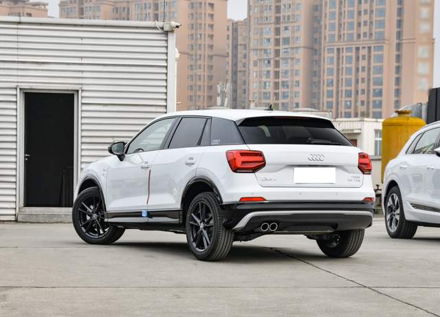 上班族手握20多万预算，可考虑这3款车型，开出去面子里子都有