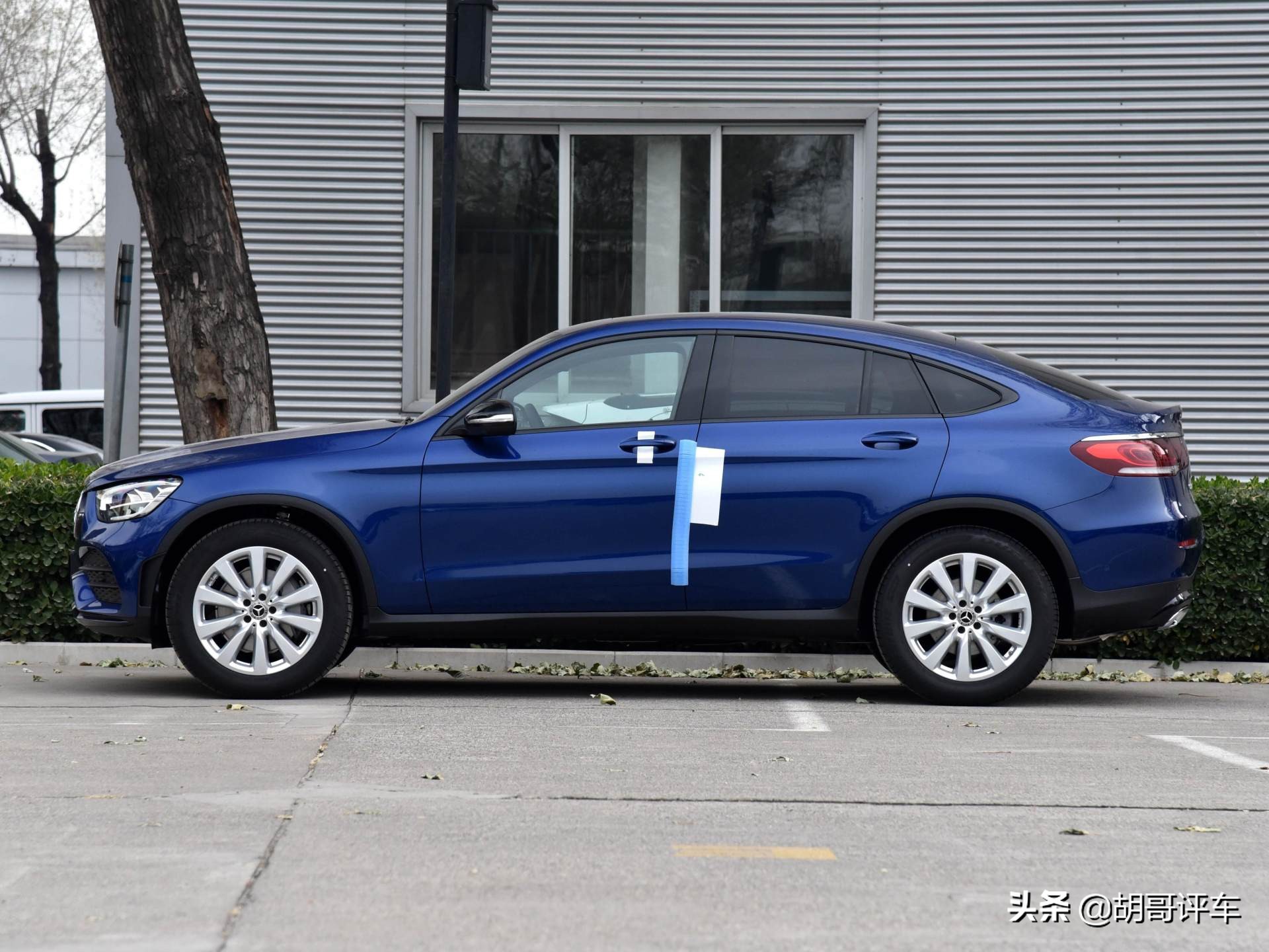 奔驰的动感溜背suv,2.0t 9at,带你看进口奔驰glc