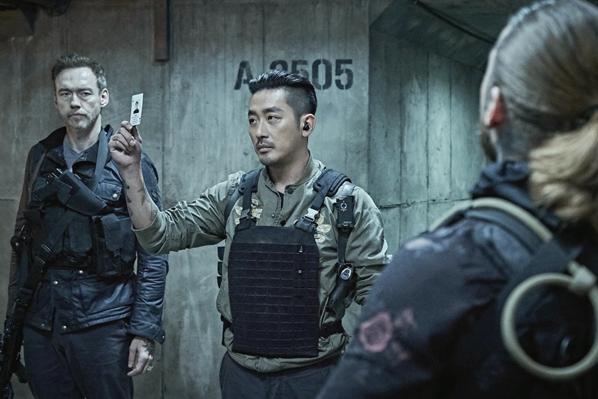 《绝地隧战》，一部紧张刺激、枪战、爆破激烈的暴爽韩国动作片