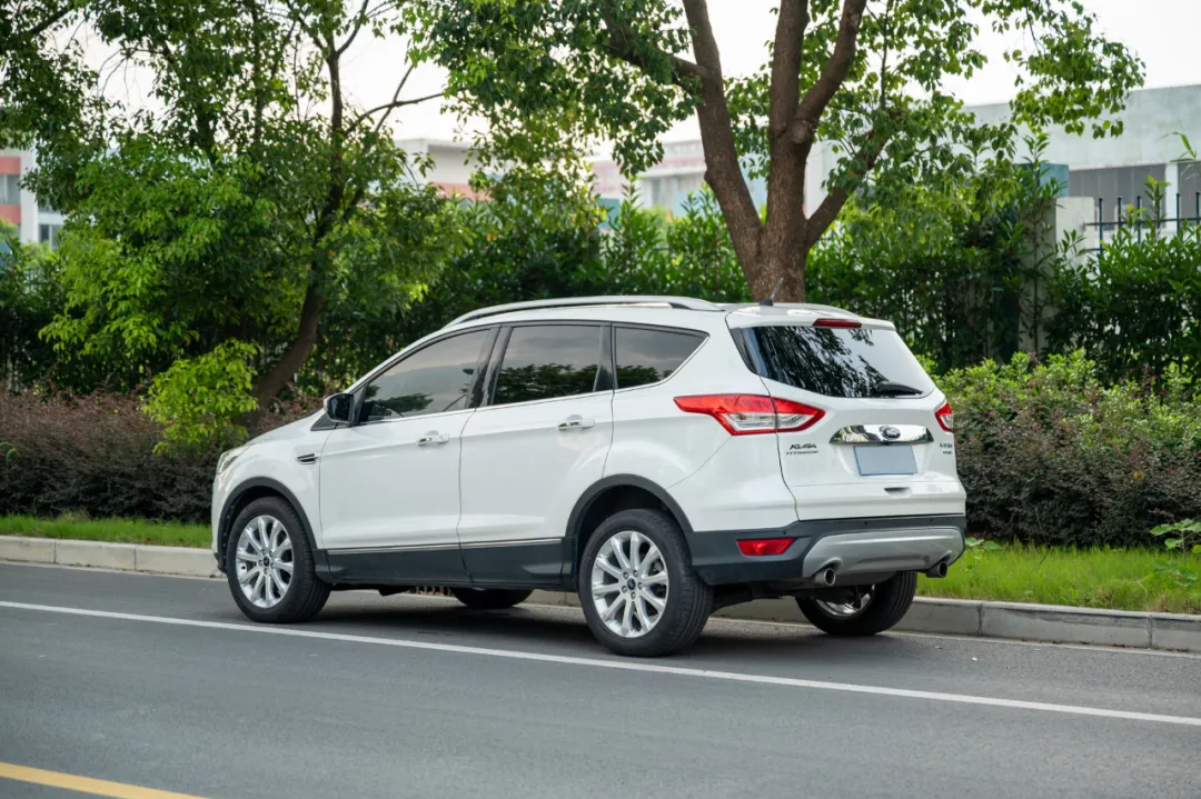 顶配四驱suv二手福特翼虎10万以内解决家用刚需