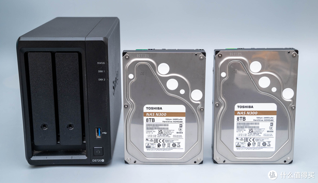 2021年底 成品NAS 与 DIY NAS 选购指南，群晖？威联通？还有硬盘推荐