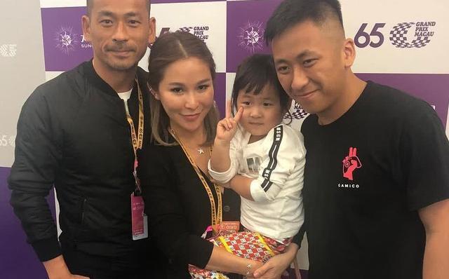 香港百亿富豪真实生活，把财产给原配打理，却把时间留给小三