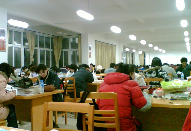 学生会面试问答，离不开4个问题，想留下“好印象”抓住细节优势