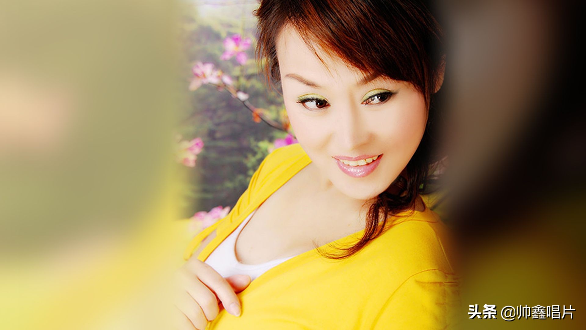 红蔷薇傅蓉个人简历(红蔷薇歌手简介) - 散下步