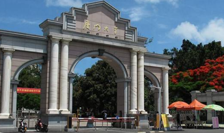 985高校排名“大换血”，清北稳居第一梯队，哈工大降至第三档