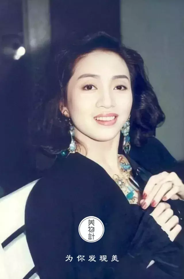 十大经典粤语男女合唱金曲排行榜：重温跨越时代的声线共鸣