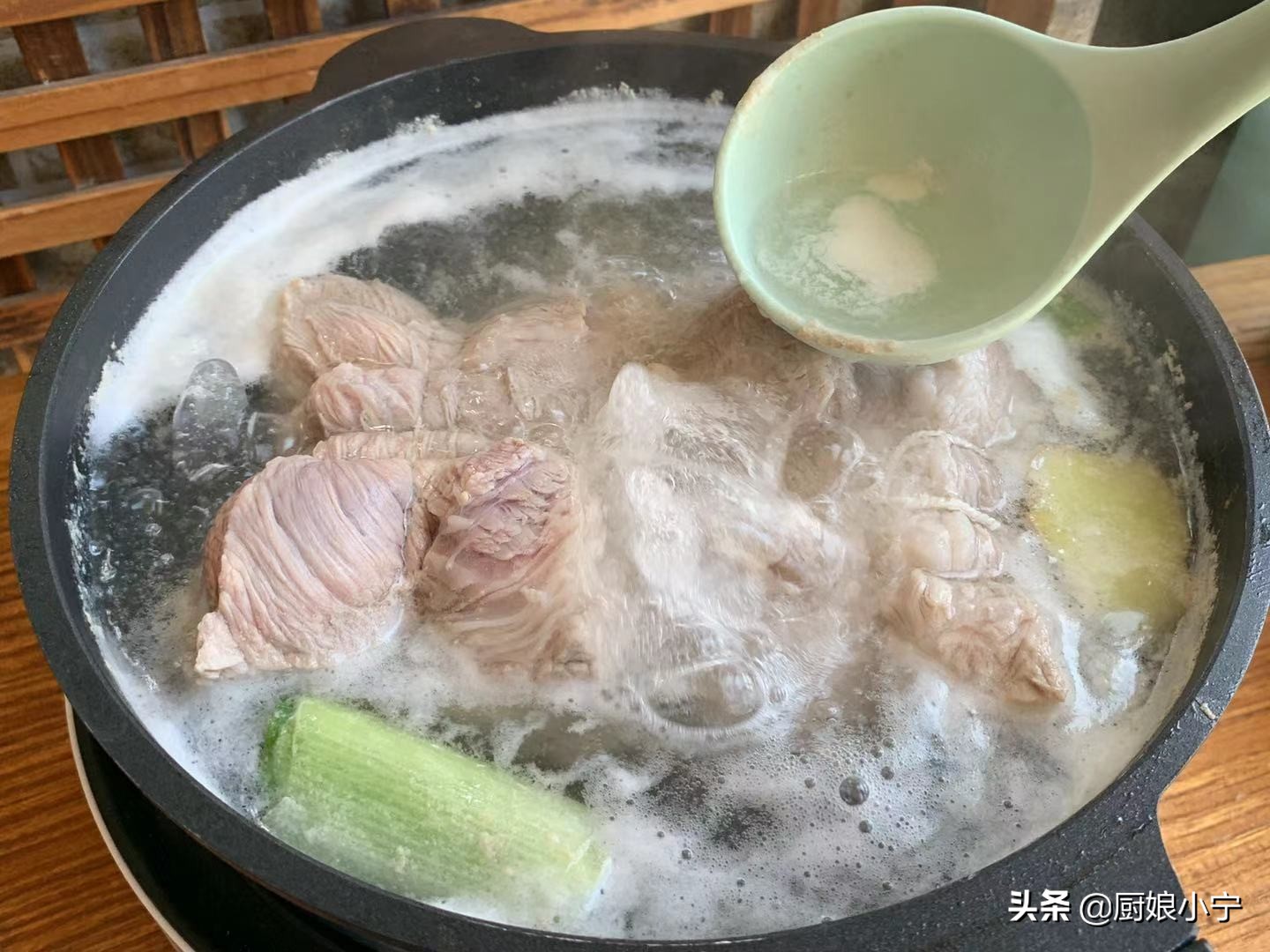 熏肉怎么熏（熏肉配方及详细加工制作方法）