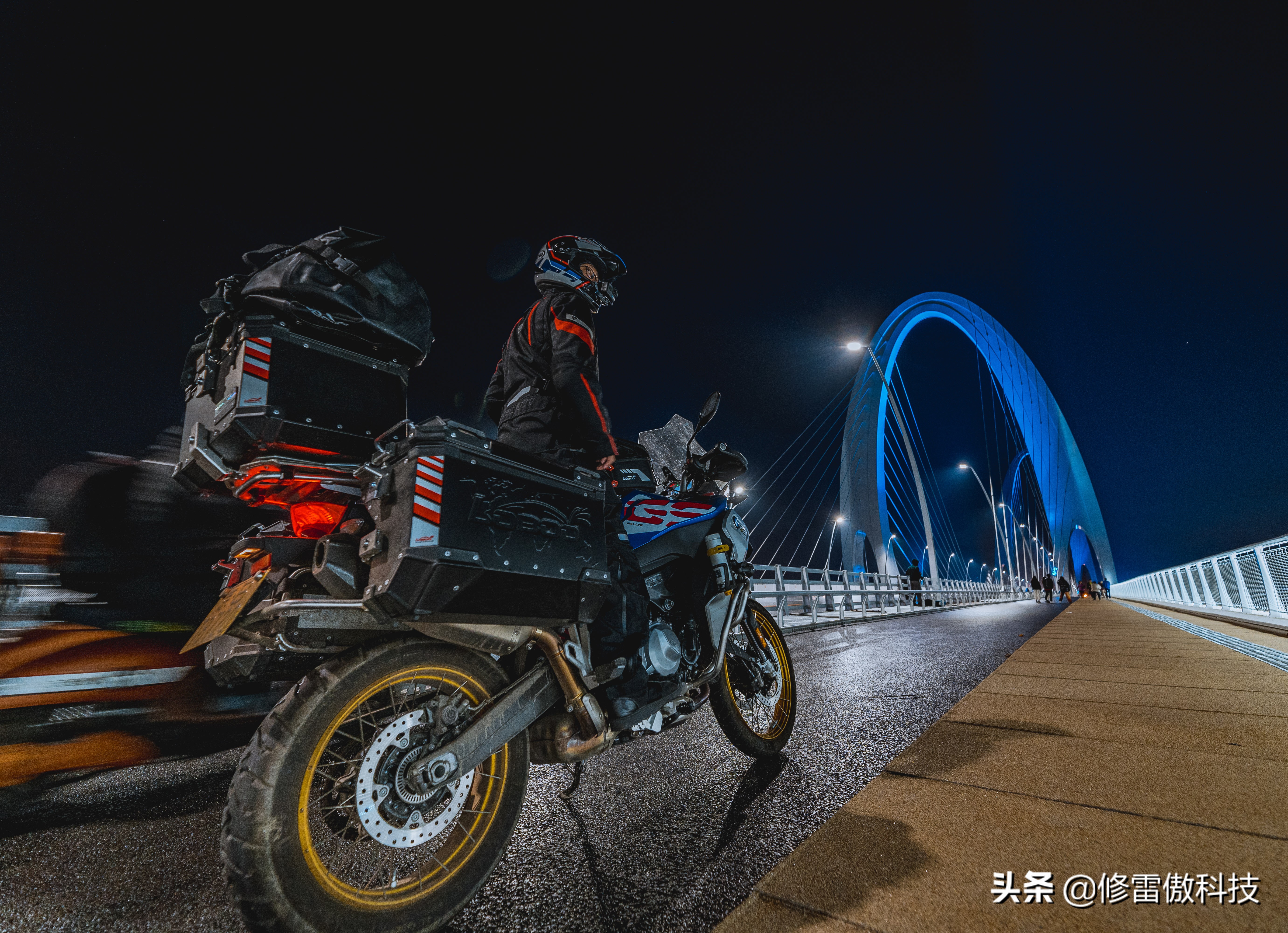 宝马f850gs adv首测:探索世界的勇气(你想知道的都在这里)