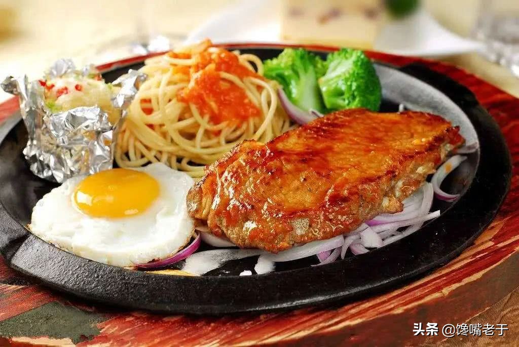 西餐文化：煎蛋不要直接吃，纸巾也不要先擦嘴，你做对了吗？