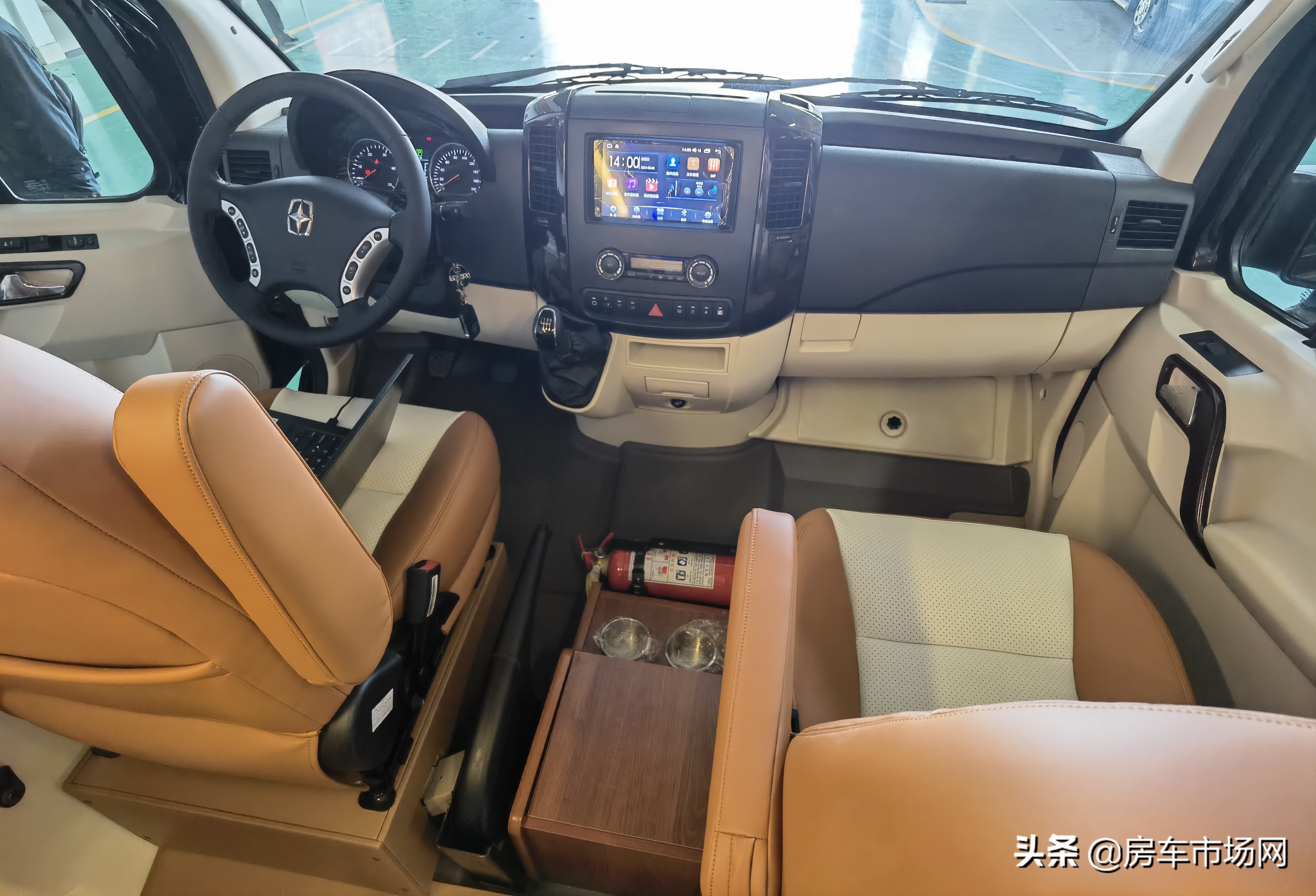 实测！一脚油冲上西藏5130米海拔东达山，性能之王-亚星欧睿房车