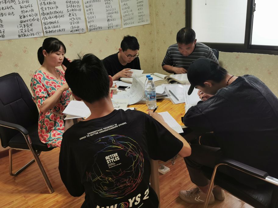 张帆老师介绍；铁道警察学院在陕西省都有哪些专业在进行招生？