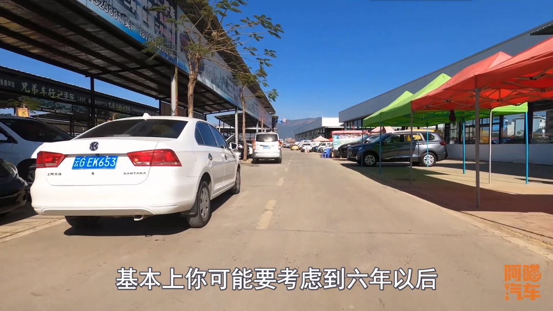 二手车买几年车龄的最划算？超过十年的车还能买吗？喵哥实话实说