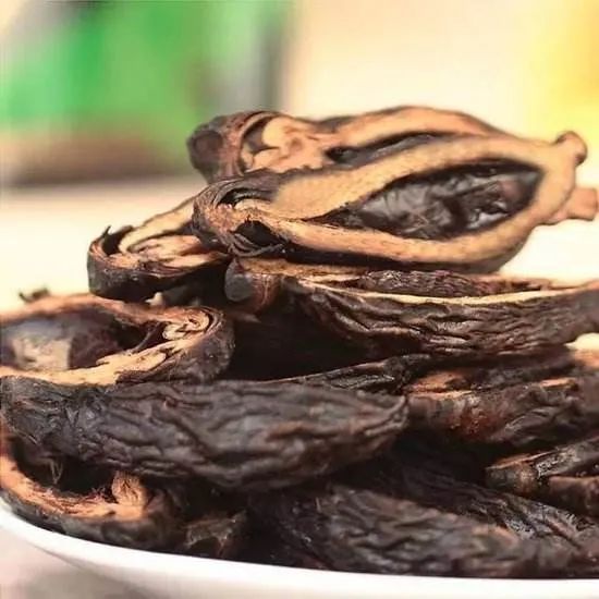 湖南“槟榔大王”家族内斗：盲人亿万富豪去世，10亿家产掀起争端