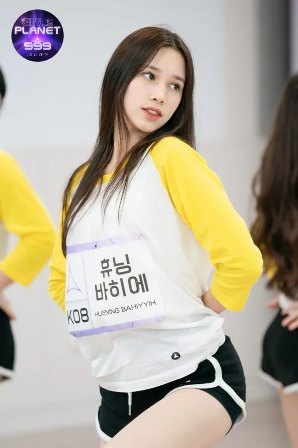 JENNIE独自前往美国,所为何事;休宁巴依叶被粉丝孤立?