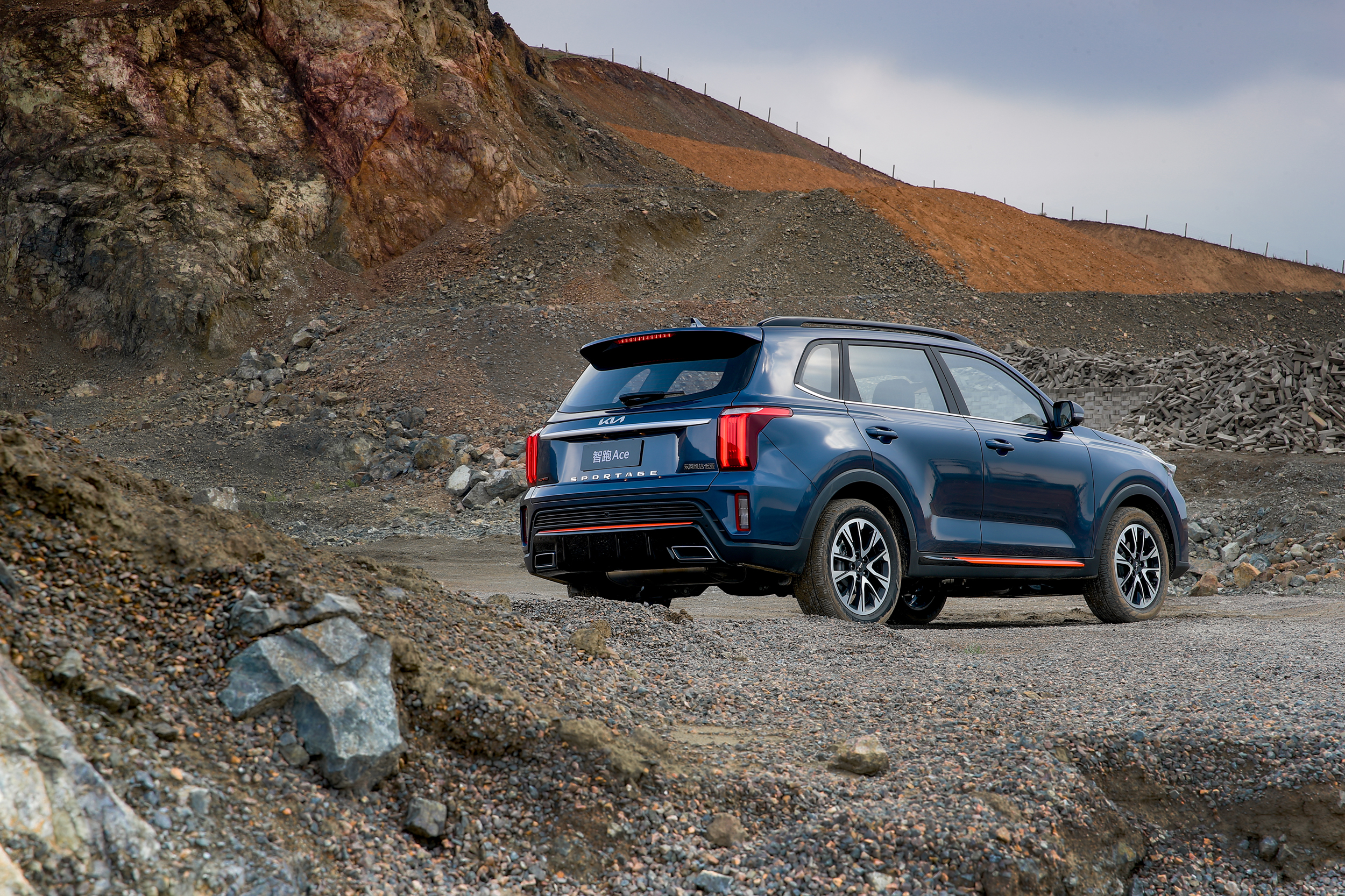 试驾起亚智跑Ace：颜值派还是实力派的紧凑型SUV？