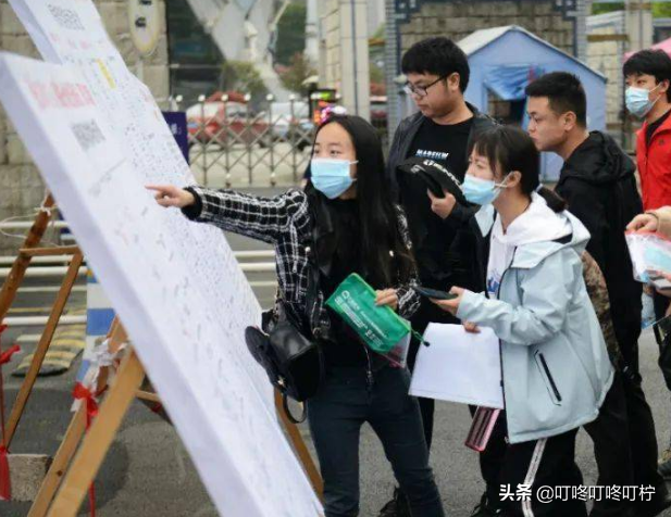 考过公务员笔试和面试，可因继父被“刷掉”，原来政审还要查这些