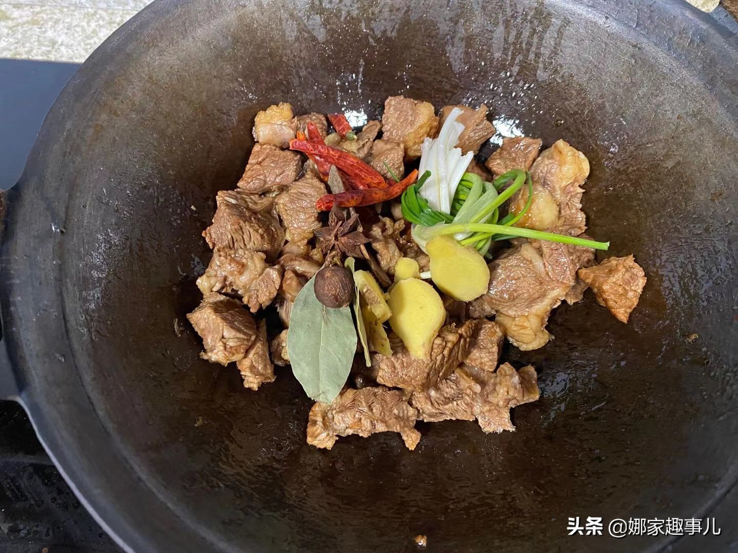 学做红烧牛肉教程（教你做下饭神器红烧牛肉）