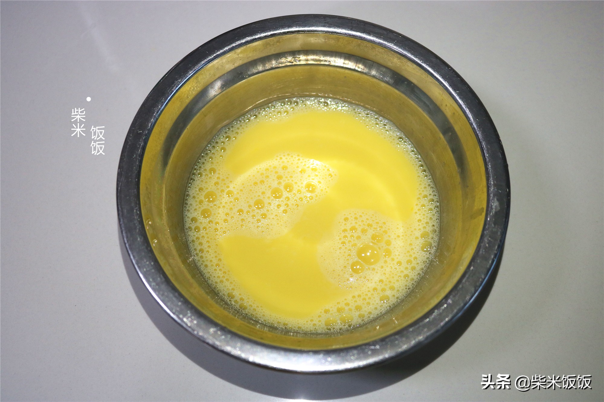 深秋十月，多喝这碗汤，3种食材搭配，营养补水，太鲜了