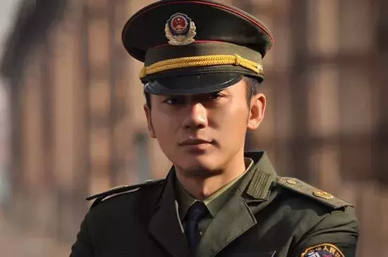 中国网络直播用户超4亿,看直播的人是谁?给主播刷礼物的人是谁?他们为什么愿意给主播花钱?