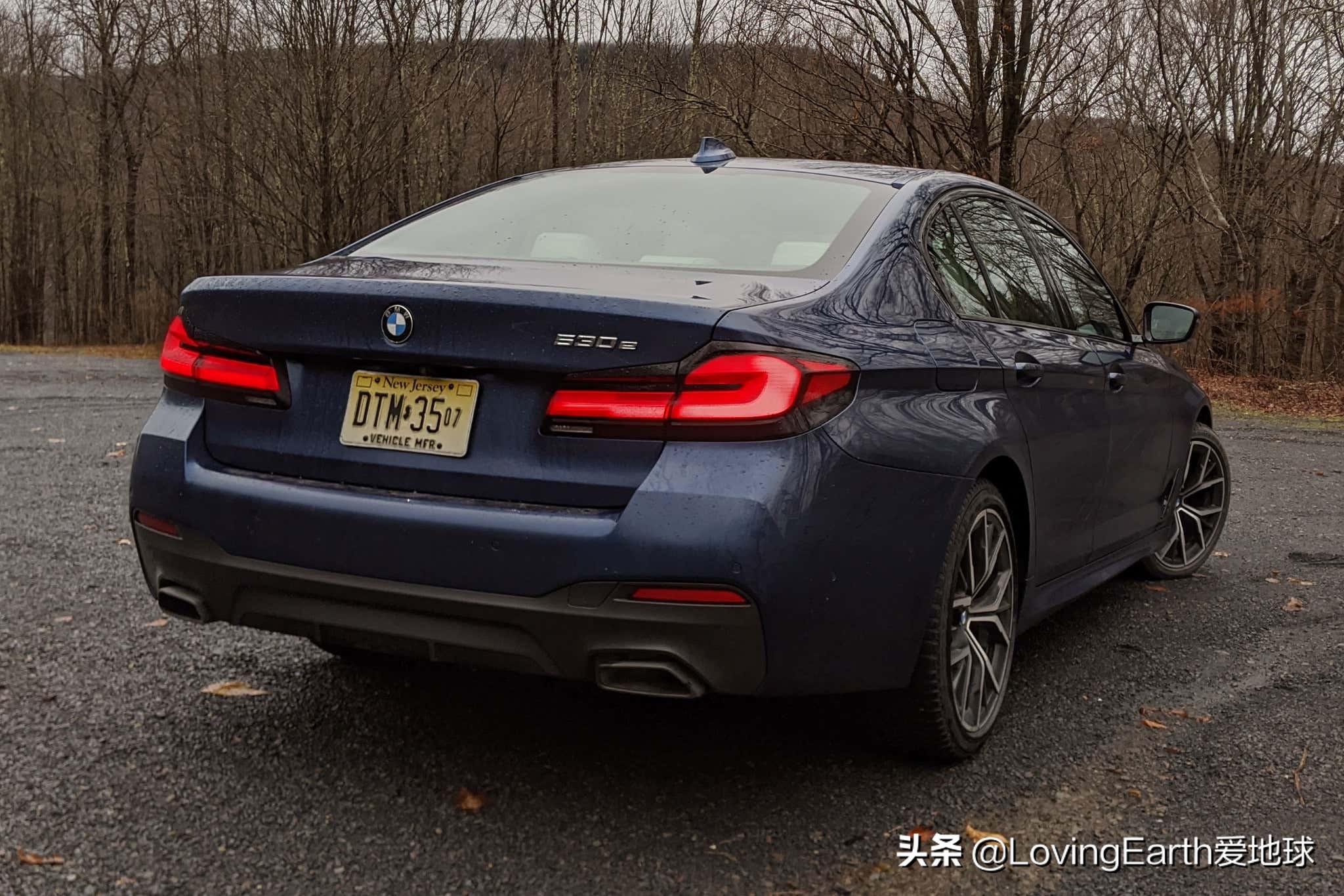 2021款宝马5系530e:中型行政级插电混合动力豪车