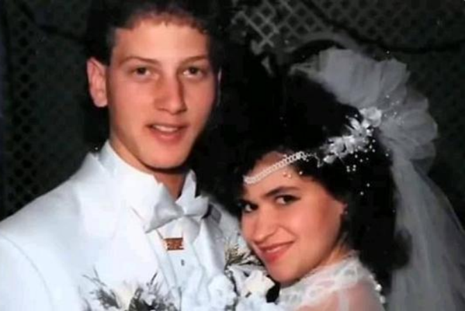 美国“残障女”联合男友杀害亲生母亲，得手后：那个婊子死了