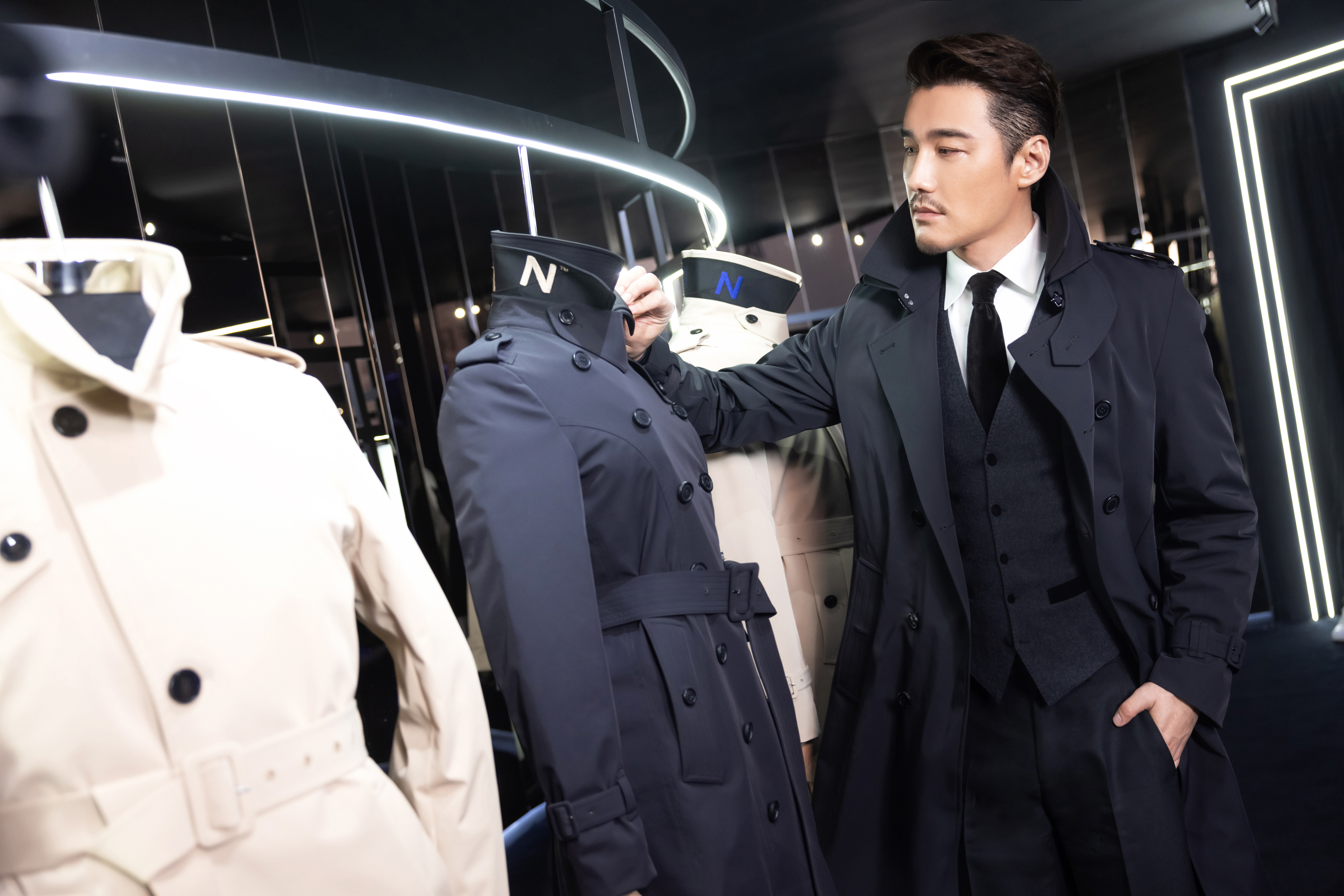 “风衣羽绒服”来了！波司登再次引领行业创新