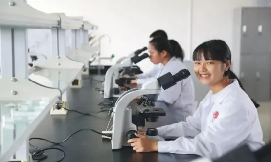 张雪峰最不建议上的专业（三大劝退专业，名字响亮就业难）