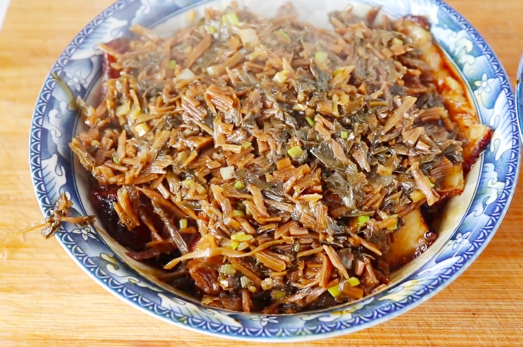 炸扣肉怎样做才起泡？教你详细做法，简单快速又解馋，先收藏了