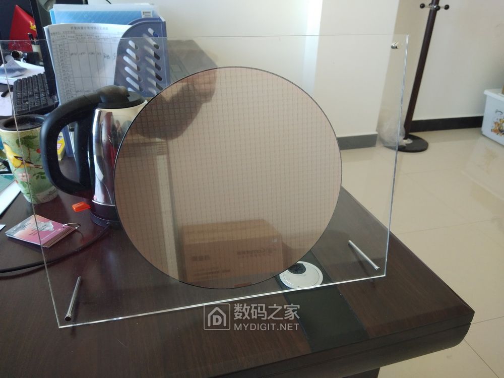 高逼格手办！整套晶圆片讲解，带领你进入芯片的内部世界