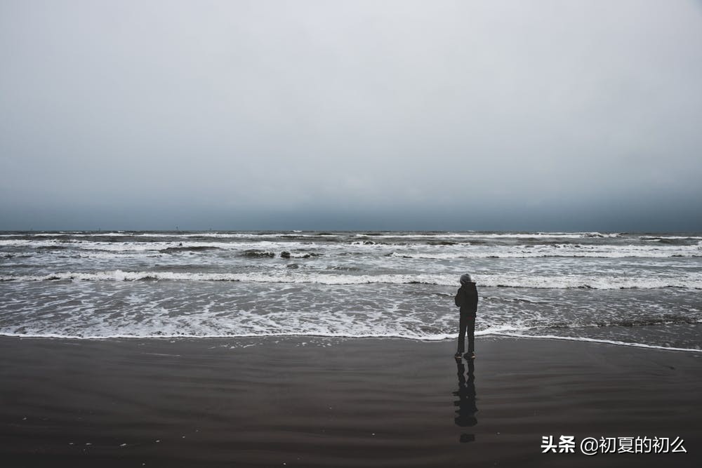 伤感的句子 | 你走之后，我得了一场大病，疼得我痛不欲生