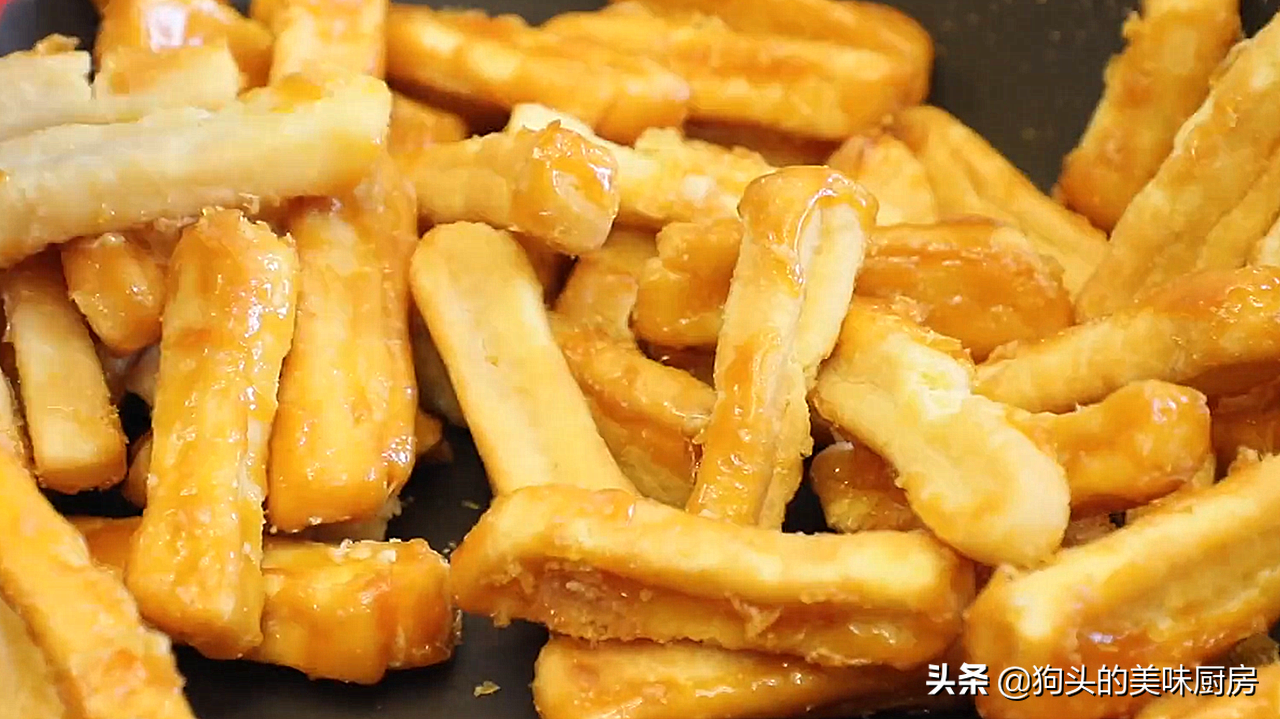 家里有鸡蛋就能做的鸡蛋酥，用料简单味道好，入口酥脆香而不腻