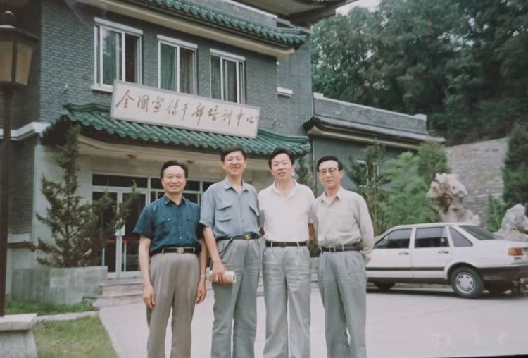 《我的生命轨迹》作者：冯复加，美篇制作：李武兵