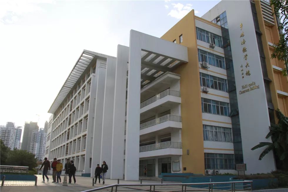 「名校解读」学子乐园、人才摇篮——广西民族大学附属中学