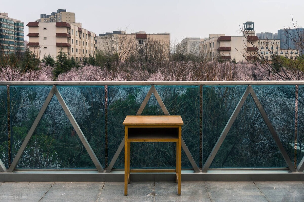 武汉30岁薛律师殒命有什么启示？对律师职业污名化不是社会之福