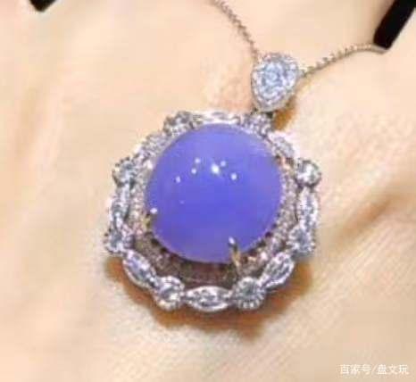 翡翠有九种颜色，你知道吗？