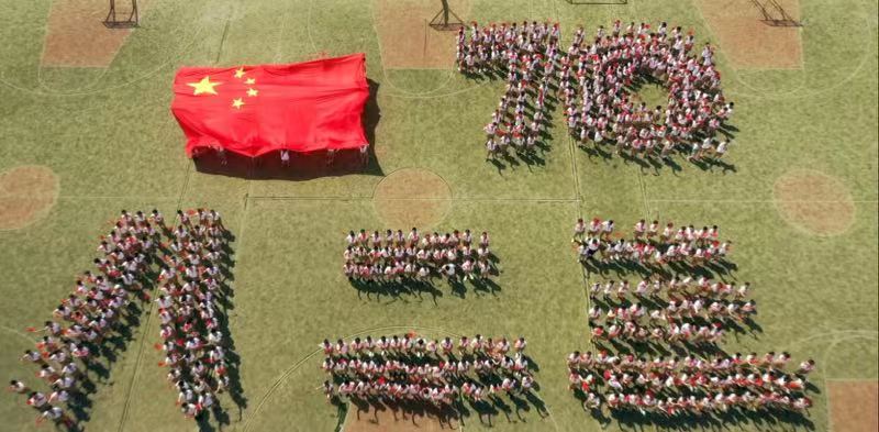 泉州这所小学真的行！名字特别，校长也特别