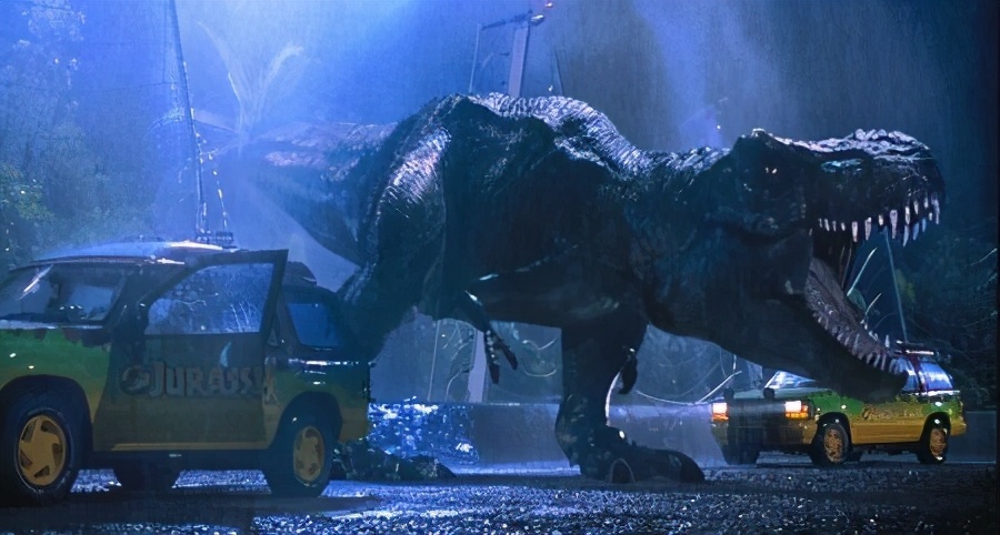 《侏罗纪公园》“电影神童”经典之作，一部老少皆宜的灾难科幻片