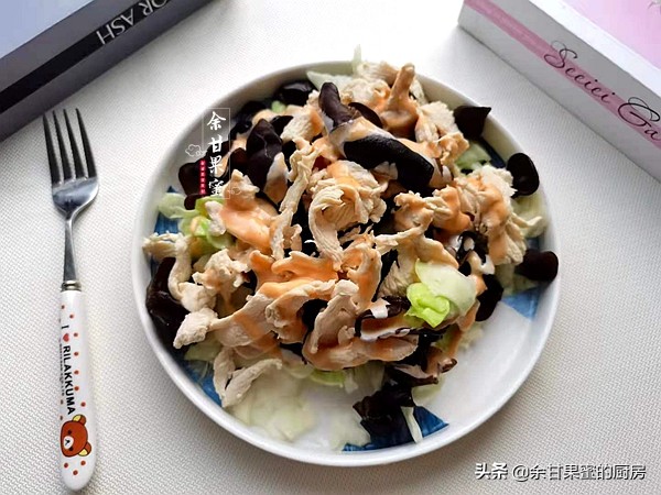 轻食沙拉别总是小番茄和生菜(蔬菜轻食沙拉)