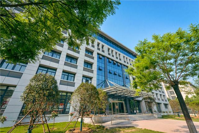 这所高校和“河大”脱离关系，录取位次狂跌？校方发喜报回应