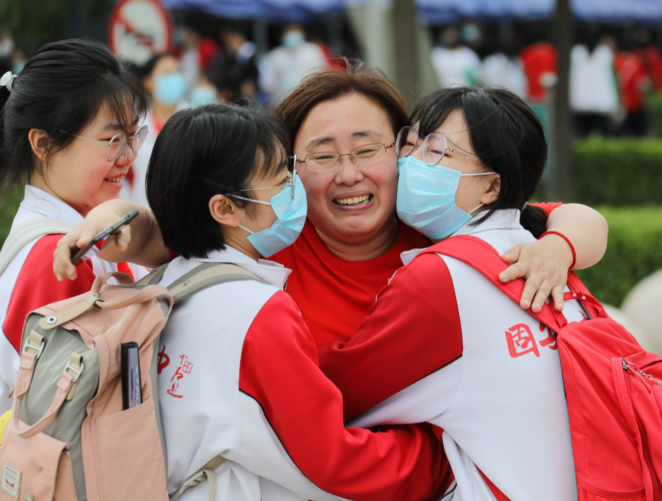 2021年高考，数学试卷难度大吗？考生的回答让家长感到“崩溃”