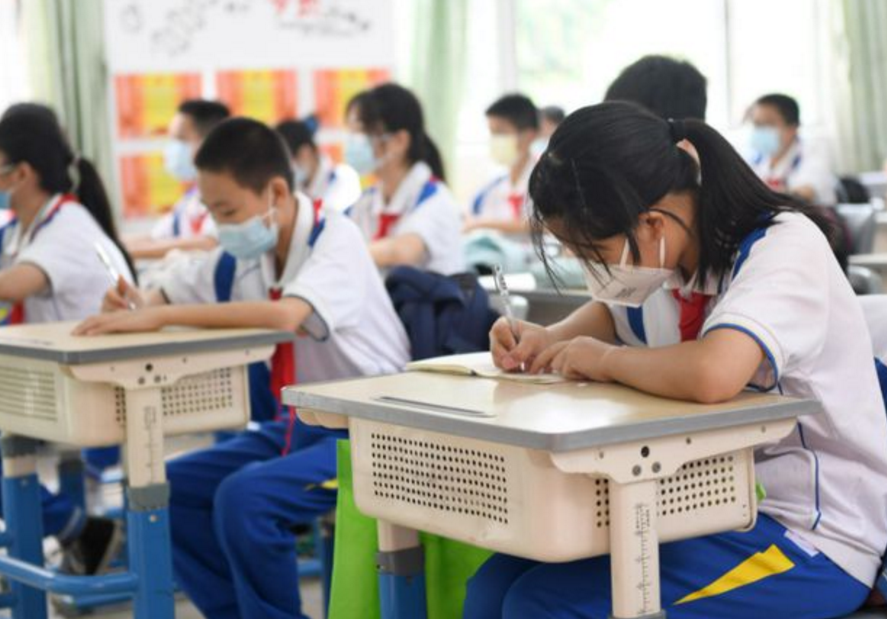 一项新通知，中学实行作6休1，“双休”变“单休”？学生太累了