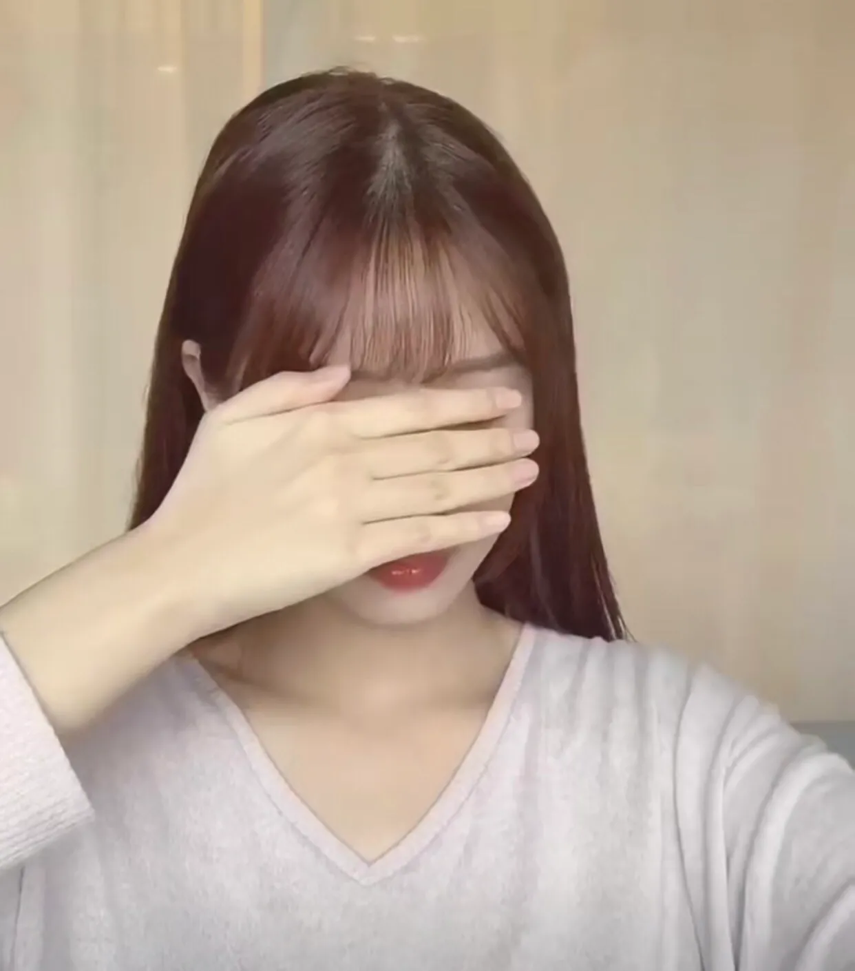 Lisa的钢铁刘海是如何炼成的?学会用这个神器,再大的风也不怕