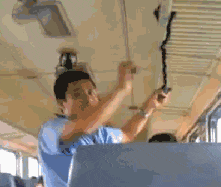 火车上卖东西的推销员，到底是什么人？