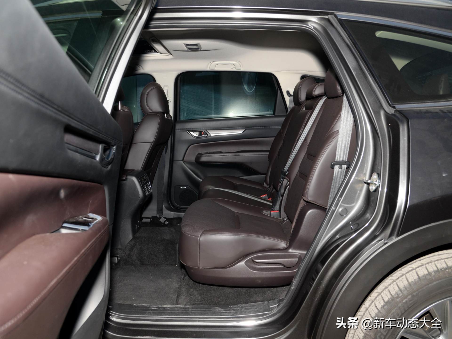 合资中大型SUV，轴距超2.9米，颜值没得说！带你看马自达CX-8