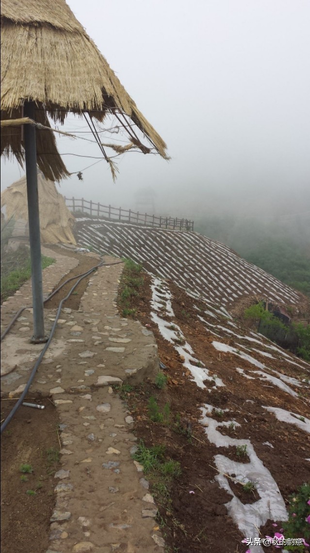 北京市门头沟区妙峰山，著名景点 娘娘庙、王三奶奶殿、文昌殿等