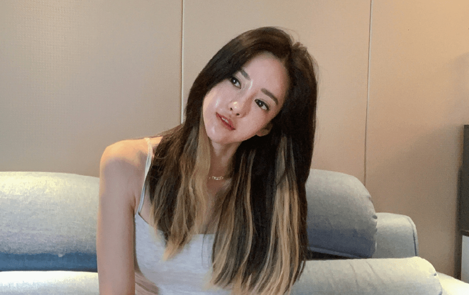 “千万网红”转战娱乐圈，化身赌场美艳老板，身材比韩星优越多了