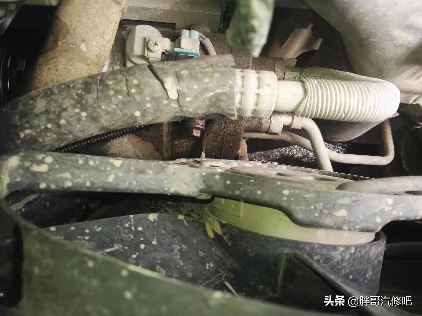 发动机机胶支架断裂，会引起发动机高温，你听说过吗？
