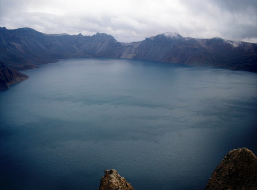 喀拉斯湖水怪秘密：原因是大红鱼吗？